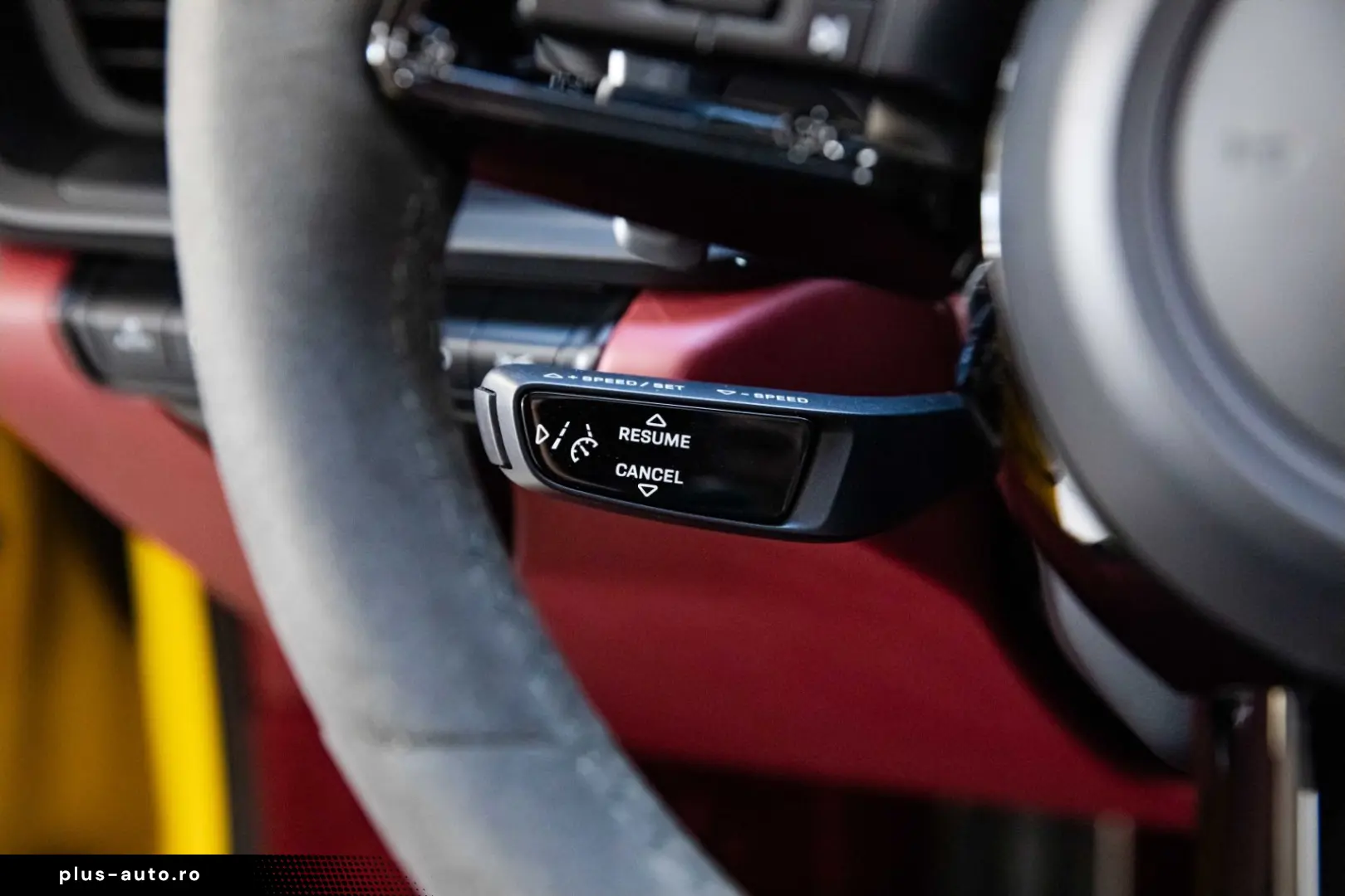 PORSCHE 992 Carrera 4 GTS Cabriolet PASM MATRIX LED