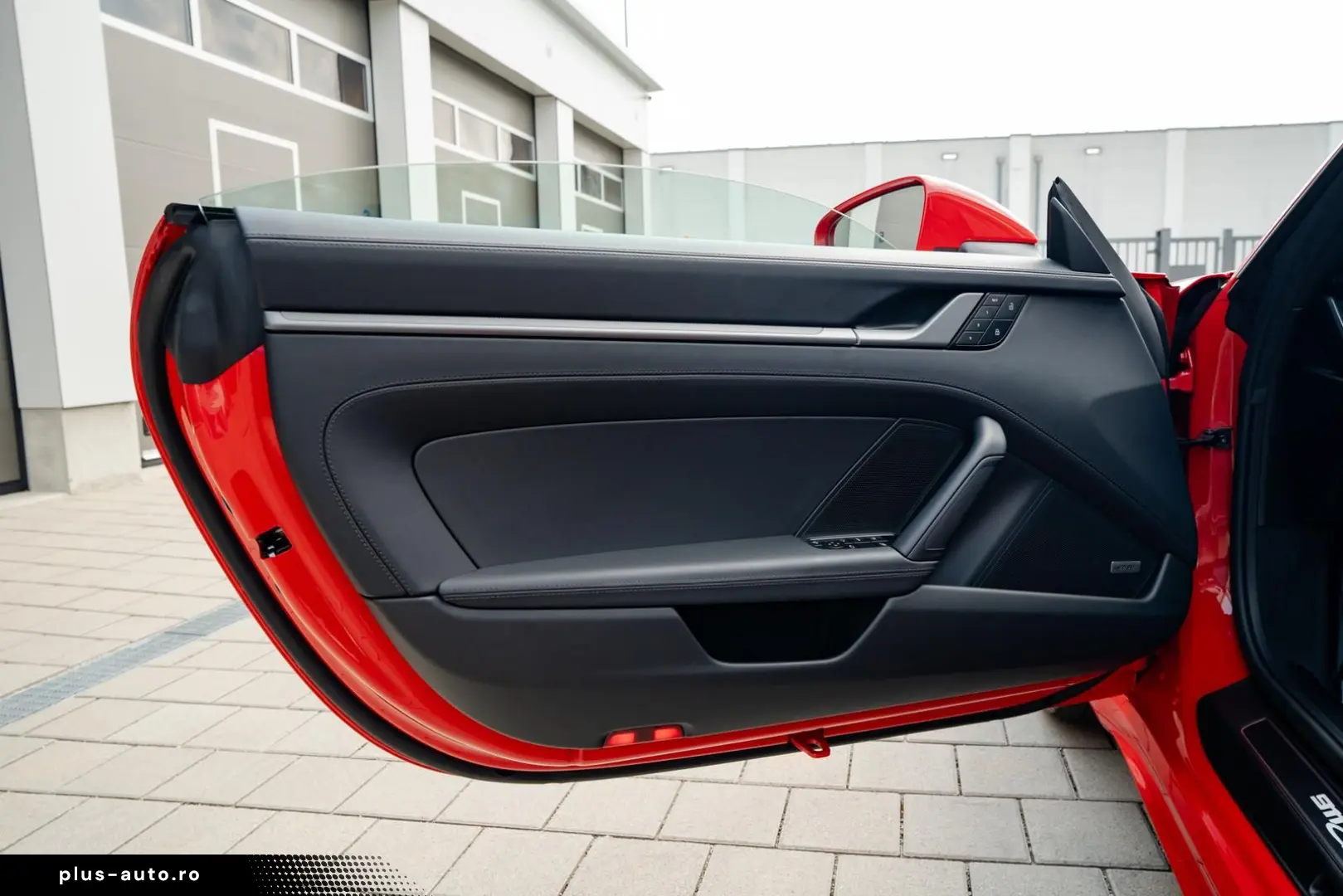 PORSCHE 911 2025 — imagine 15