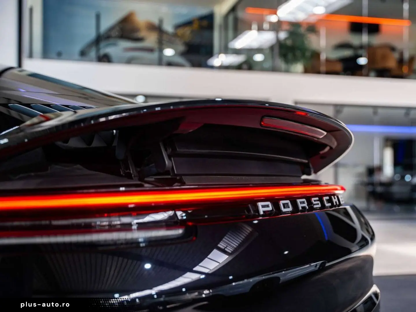 PORSCHE 911 2022 — imagine 9