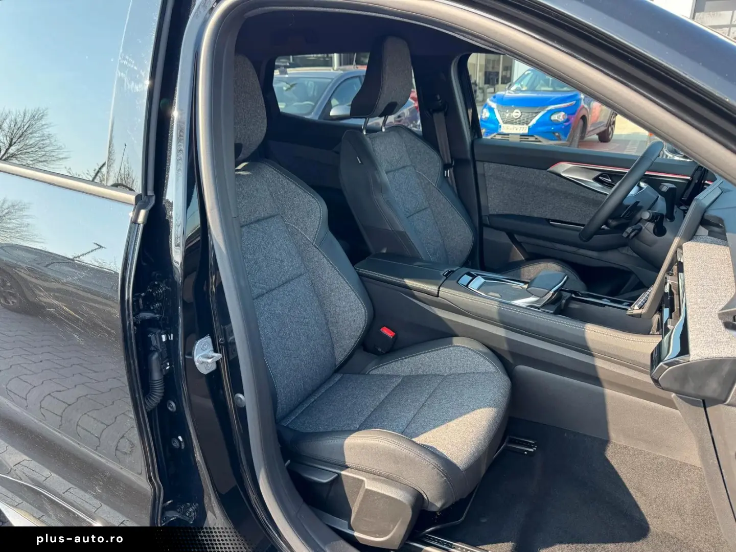 RENAULT Techno Full Hybrid E-Tech 200 7-Sitzer