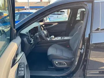 RENAULT Techno Full Hybrid E-Tech 200 7-Sitzer