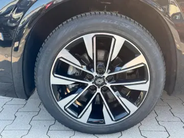 RENAULT Techno Full Hybrid E-Tech 200 7-Sitzer