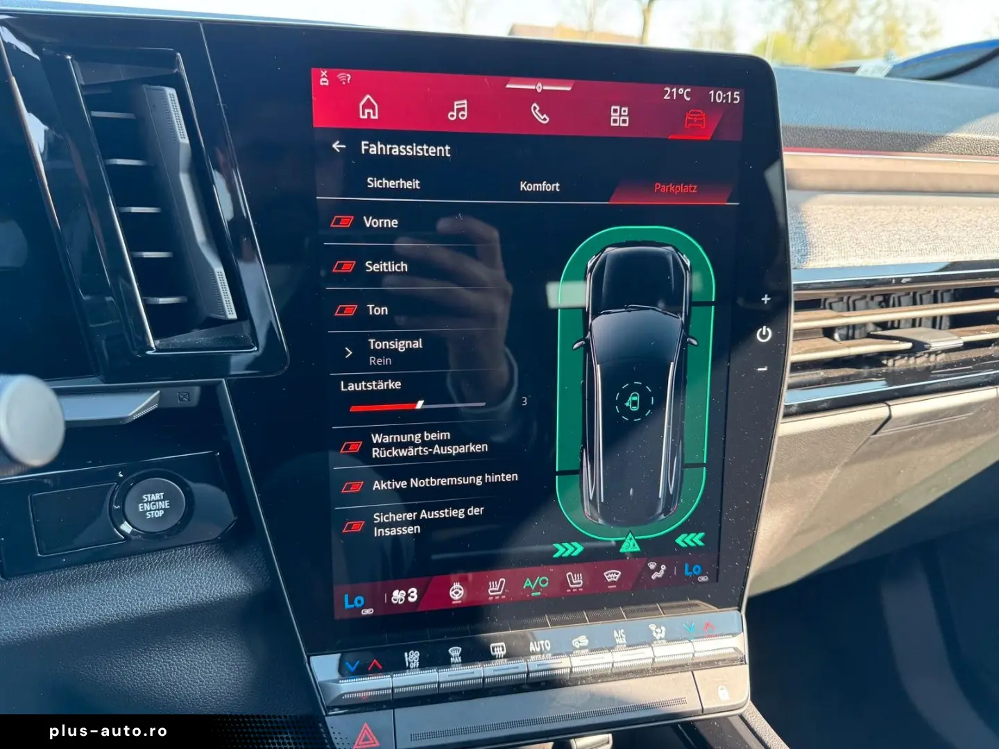 RENAULT Techno Full Hybrid E-Tech 200 7-Sitzer