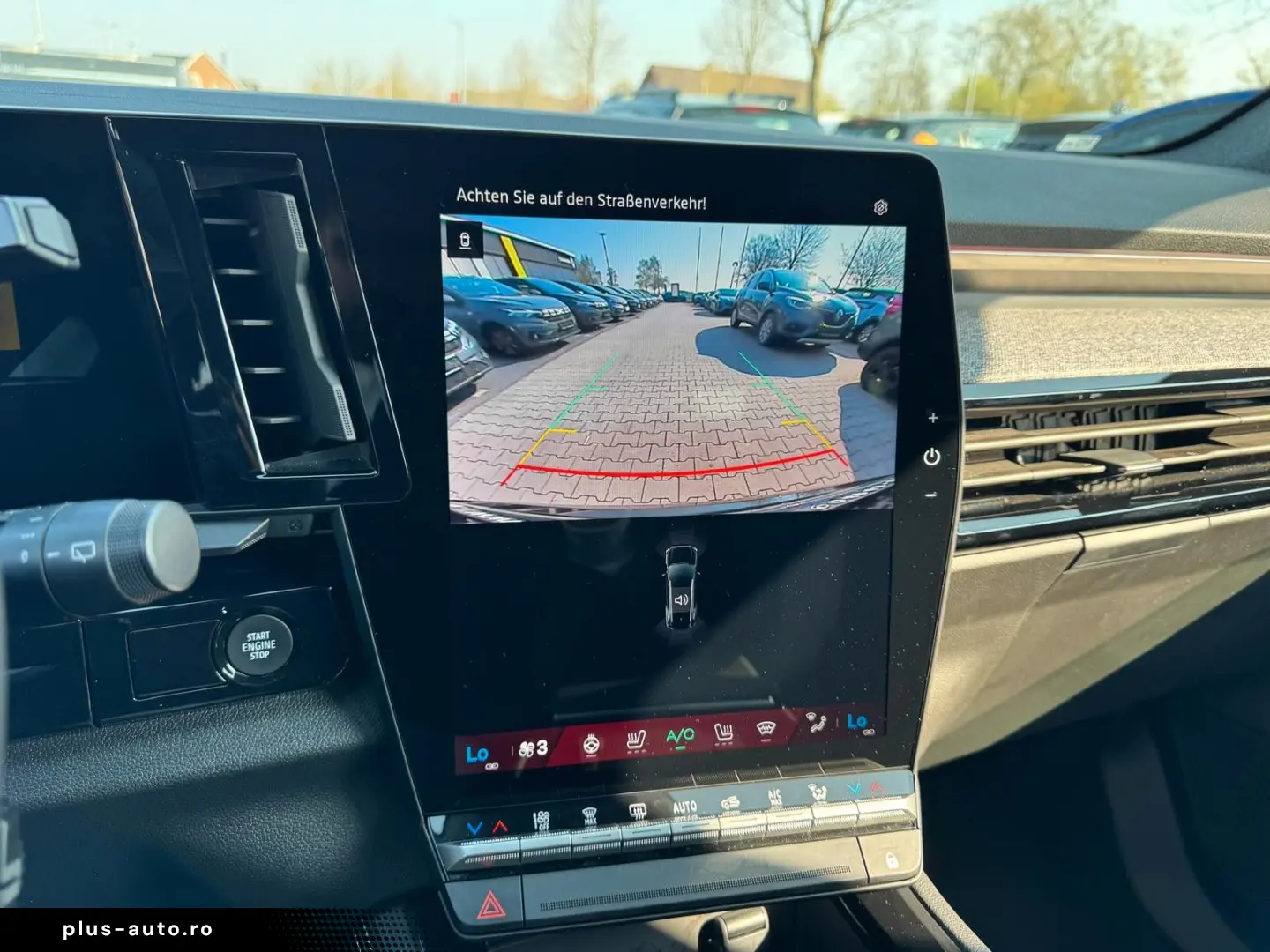 RENAULT Techno Full Hybrid E-Tech 200 7-Sitzer