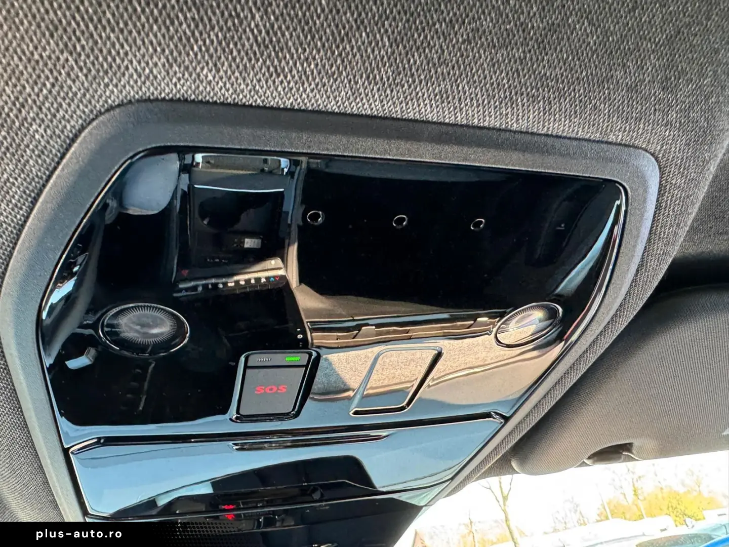 RENAULT Techno Full Hybrid E-Tech 200 7-Sitzer