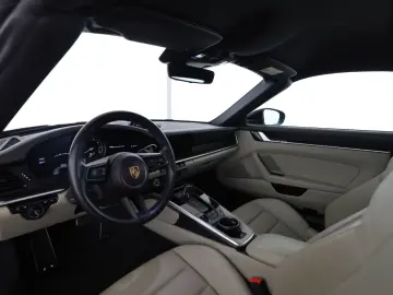 PORSCHE 992 4S Cab.  BOSE  Lift  PDCC  Hinterachslenk. u