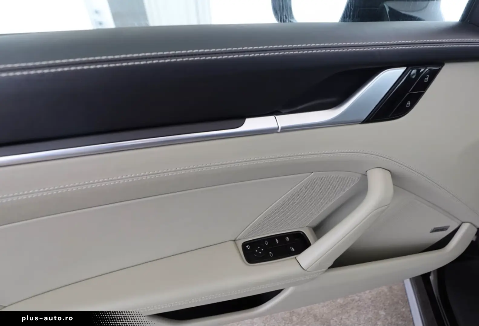 PORSCHE 992 4S Cab.  BOSE  Lift  PDCC  Hinterachslenk. u