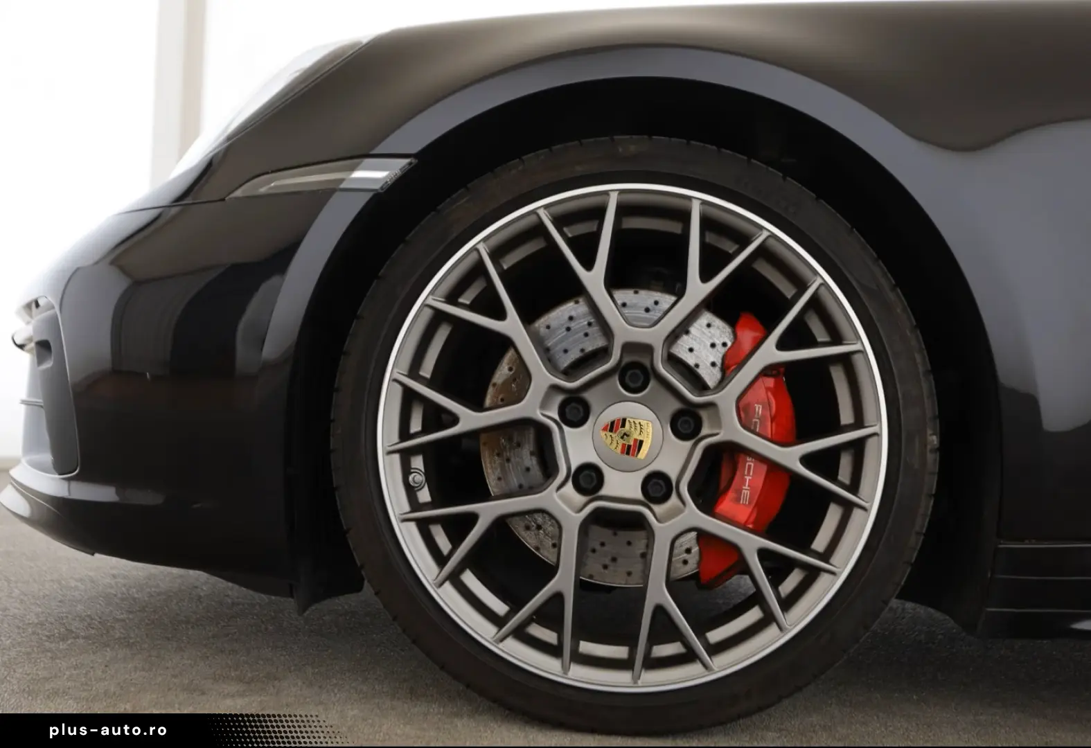 PORSCHE 992 4S Cab.  BOSE  Lift  PDCC  Hinterachslenk. u
