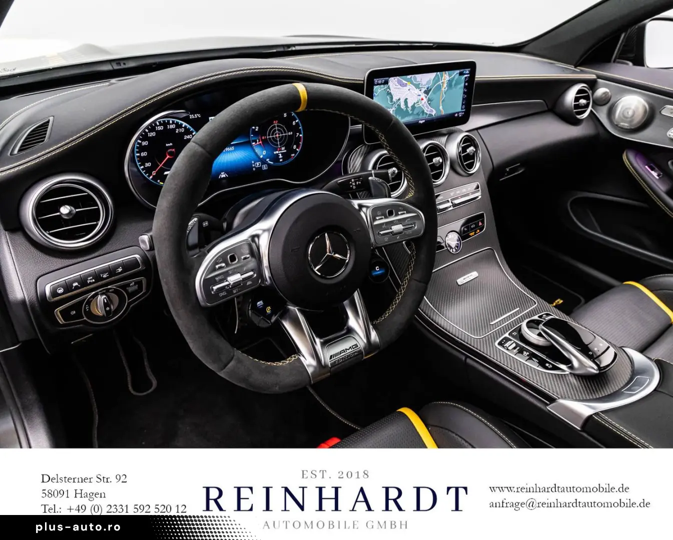 MERCEDES-BENZ C63s AMG COUPE FINAL EDITION CARBON PANO