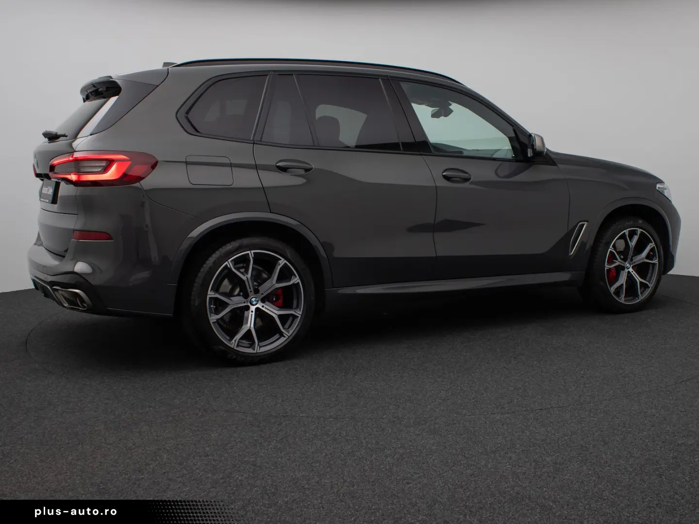 BMW X5 M50i Panorama 360 Laser HUD DAB B&W Massage
