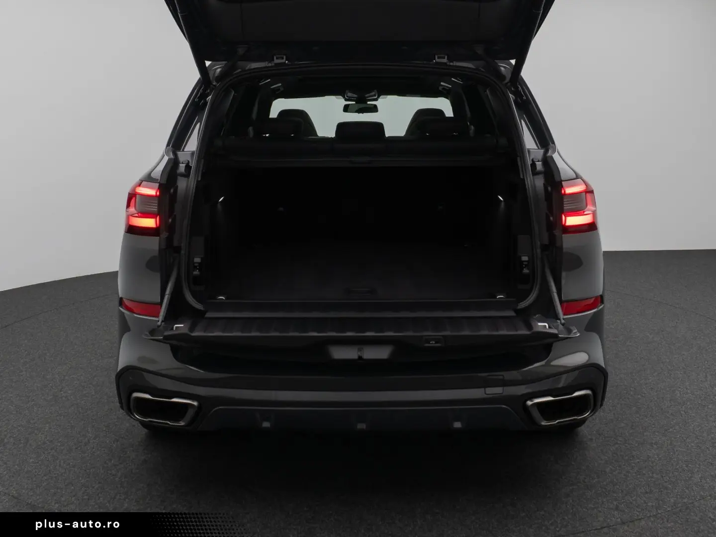 BMW X5 M50i Panorama 360 Laser HUD DAB B&W Massage