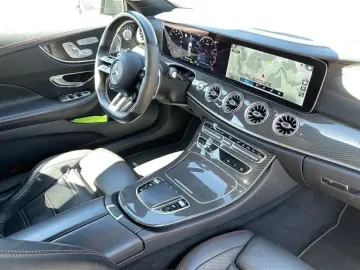MERCEDES-BENZ E 53 4MATIC  Coupé PANO HUD STHZ