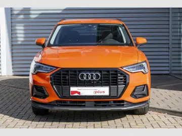 AUDI Q3 SUV TFSI S tronic adv.' LED Komfortp.NaviPlus
