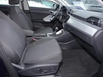 AUDI Q3 35 TDI advanced ACC AHK LED Navi RüKa Sitzh.
