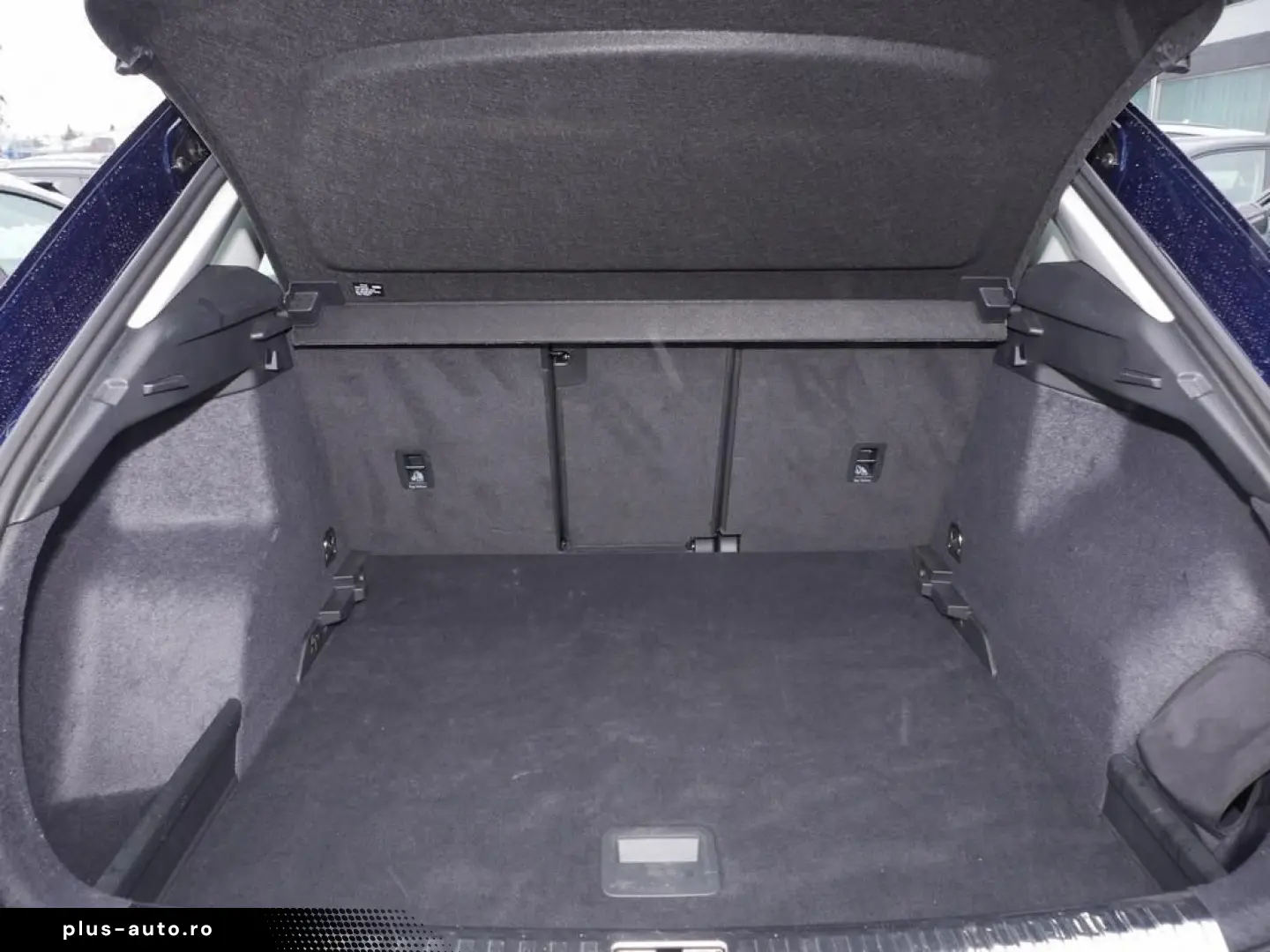 AUDI Q3 35 TDI advanced ACC AHK LED Navi RüKa Sitzh.