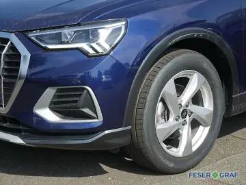 AUDI Q3 35 TDI advanced ACC AHK LED Navi RüKa Sitzh.