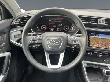AUDI Q3 35 TDI LED ACC PDC Virtual Navi  SHZ 17