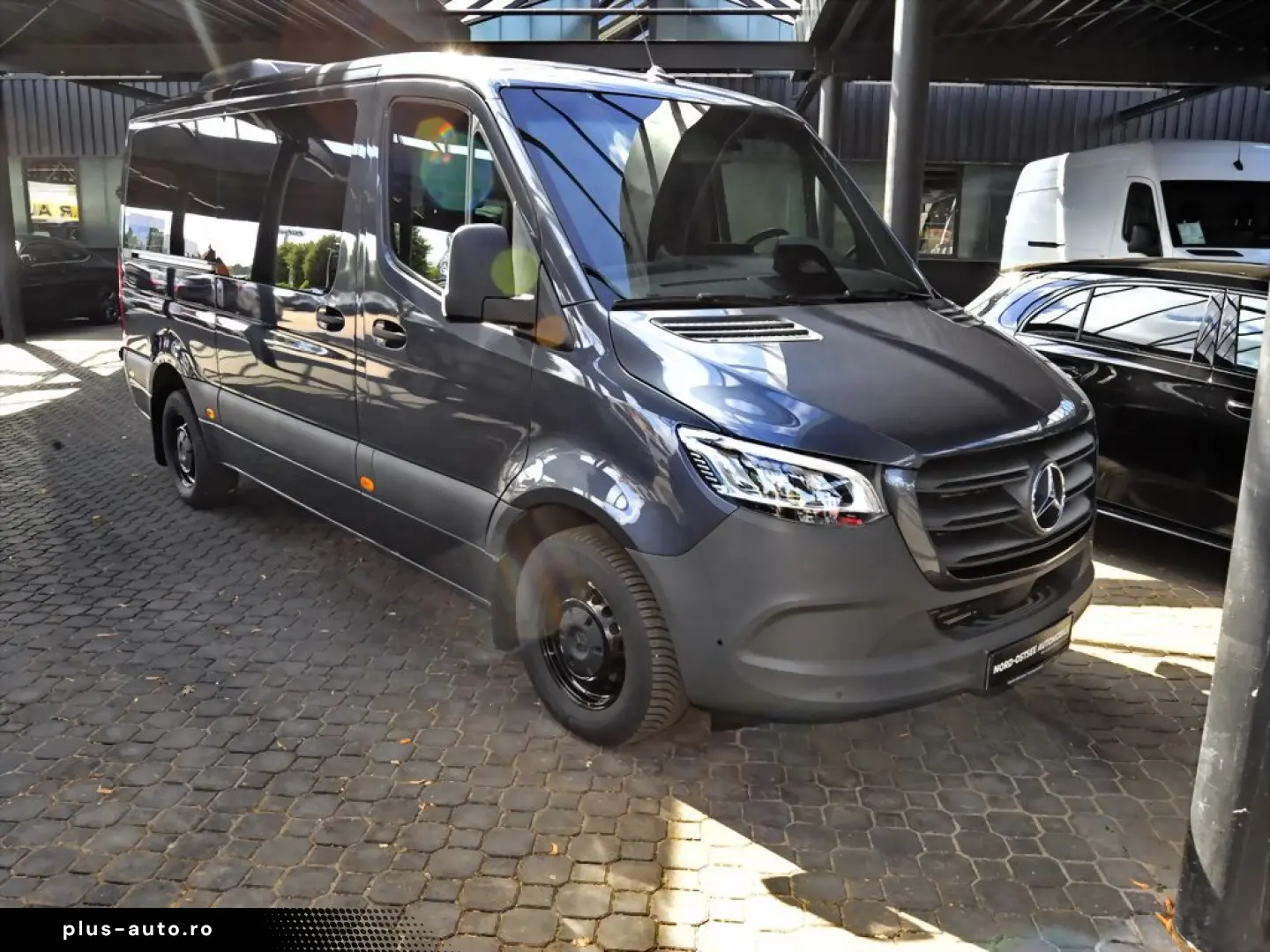 MERCEDES-BENZ SPRINTER 317 TOURER SELECT AHK 2 8T DACHKLIMA