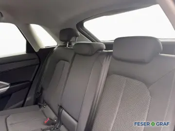 AUDI Q3 advanced 35 TFSI S tr. AHK LED ACC NAVI