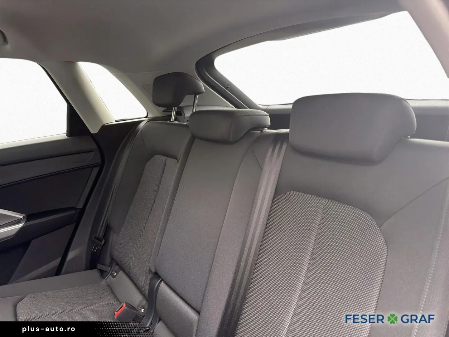 AUDI Q3 advanced 35 TFSI S tr. AHK LED ACC NAVI