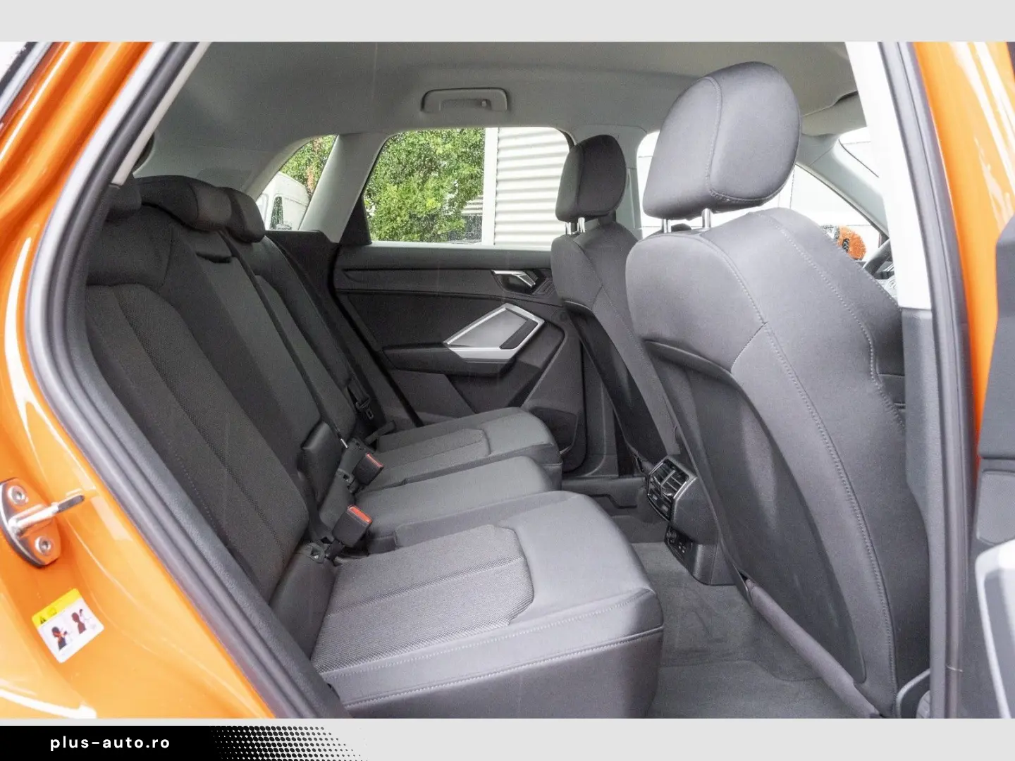AUDI Q3 35TFSI S line ACC AHK Navi  Kam 19Zoll