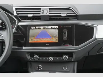 AUDI Q3 35TFSI S line ACC AHK Navi  Kam 19Zoll