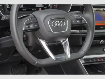 AUDI Q3 35TFSI S line ACC AHK Navi  Kam 19Zoll
