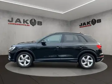 AUDI Q3 35 TFSI advanced 1 HAND LED Pano Ambiente