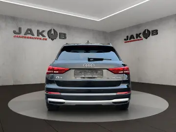 AUDI Q3 35 TFSI advanced 1 HAND LED Pano Ambiente