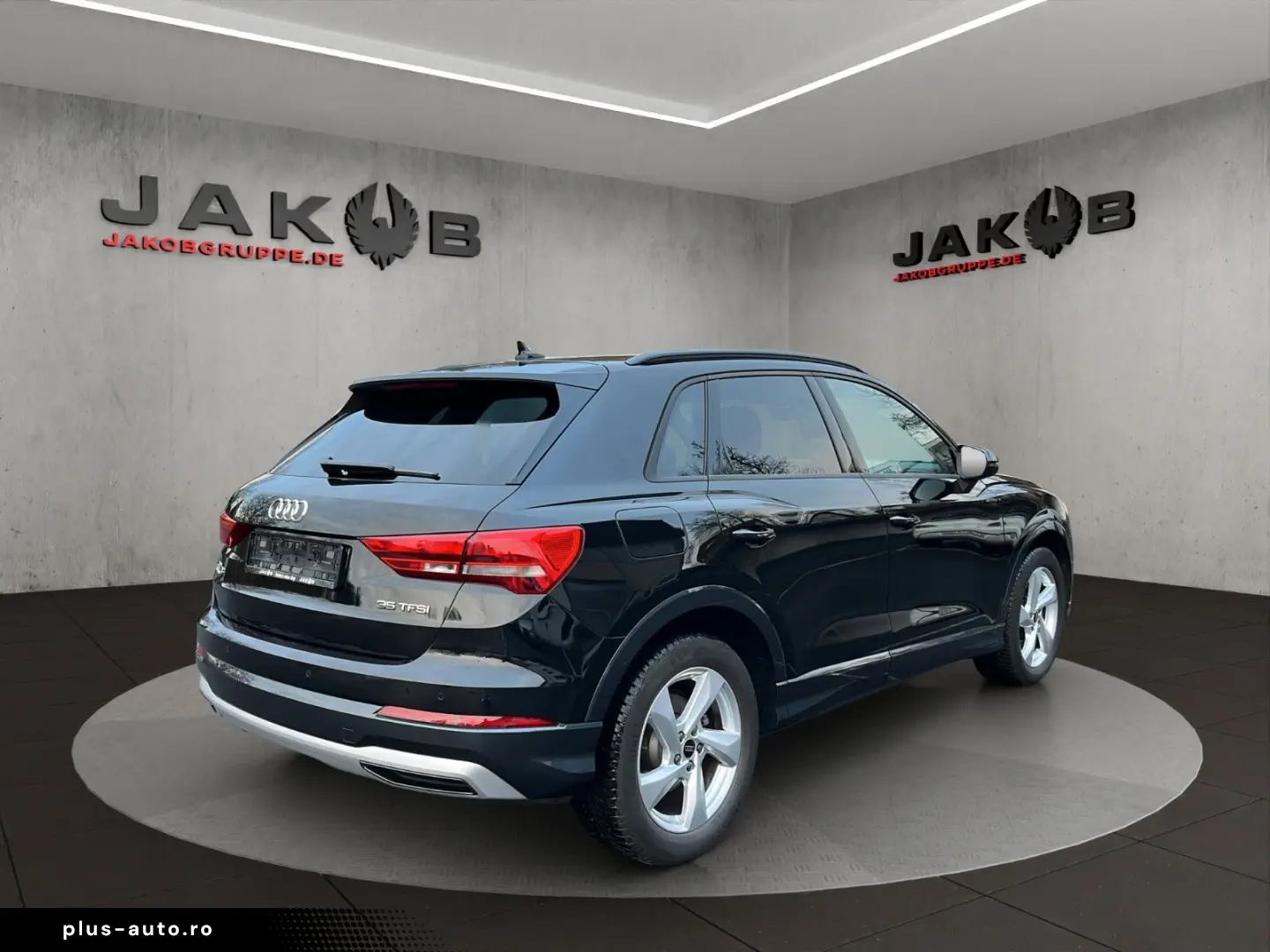 AUDI Q3 35 TFSI advanced 1 HAND LED Pano Ambiente