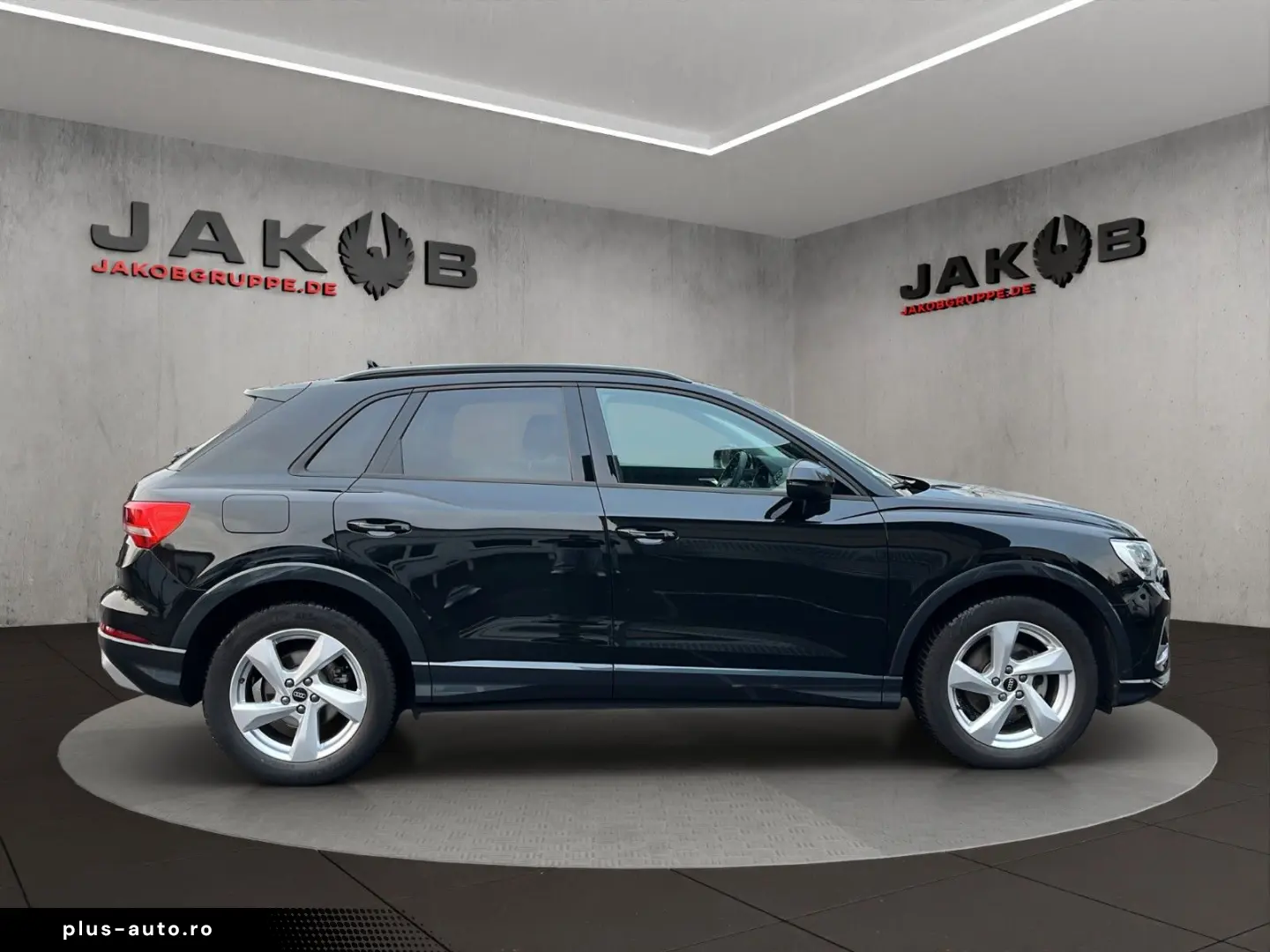 AUDI Q3 35 TFSI advanced 1 HAND LED Pano Ambiente