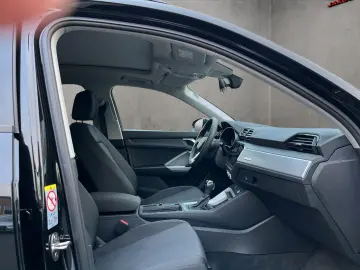 AUDI Q3 35 TFSI advanced 1 HAND LED Pano Ambiente