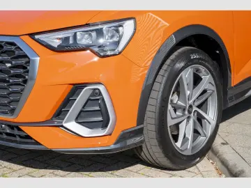 AUDI Q3 Sportback 35 TFSI S line 'AHK Navi  PDC  35 T