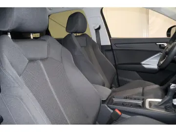 AUDI Q3 35 TDI advanced VC LED PDC