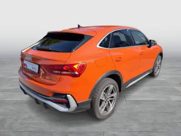AUDI Q3 Sportback 35TFSI S line ACC AHK Navi  19Zoll