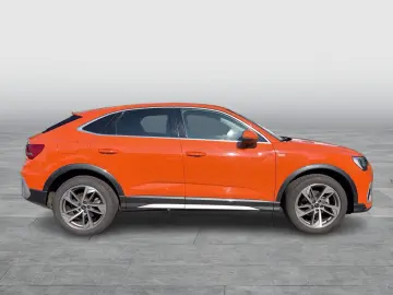 AUDI Q3 Sportback 35TFSI S line ACC AHK Navi  19Zoll