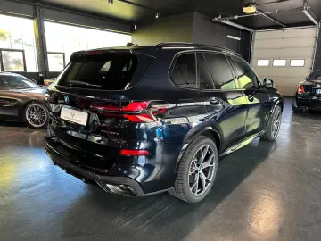BMW X5 50e xDrive M Sport AHK Pano Massage Merino