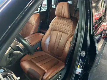 BMW X5 50e xDrive M Sport AHK Pano Massage Merino