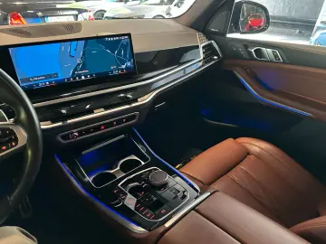 BMW X5 50e xDrive M Sport AHK Pano Massage Merino