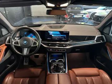 BMW X5 50e xDrive M Sport AHK Pano Massage Merino