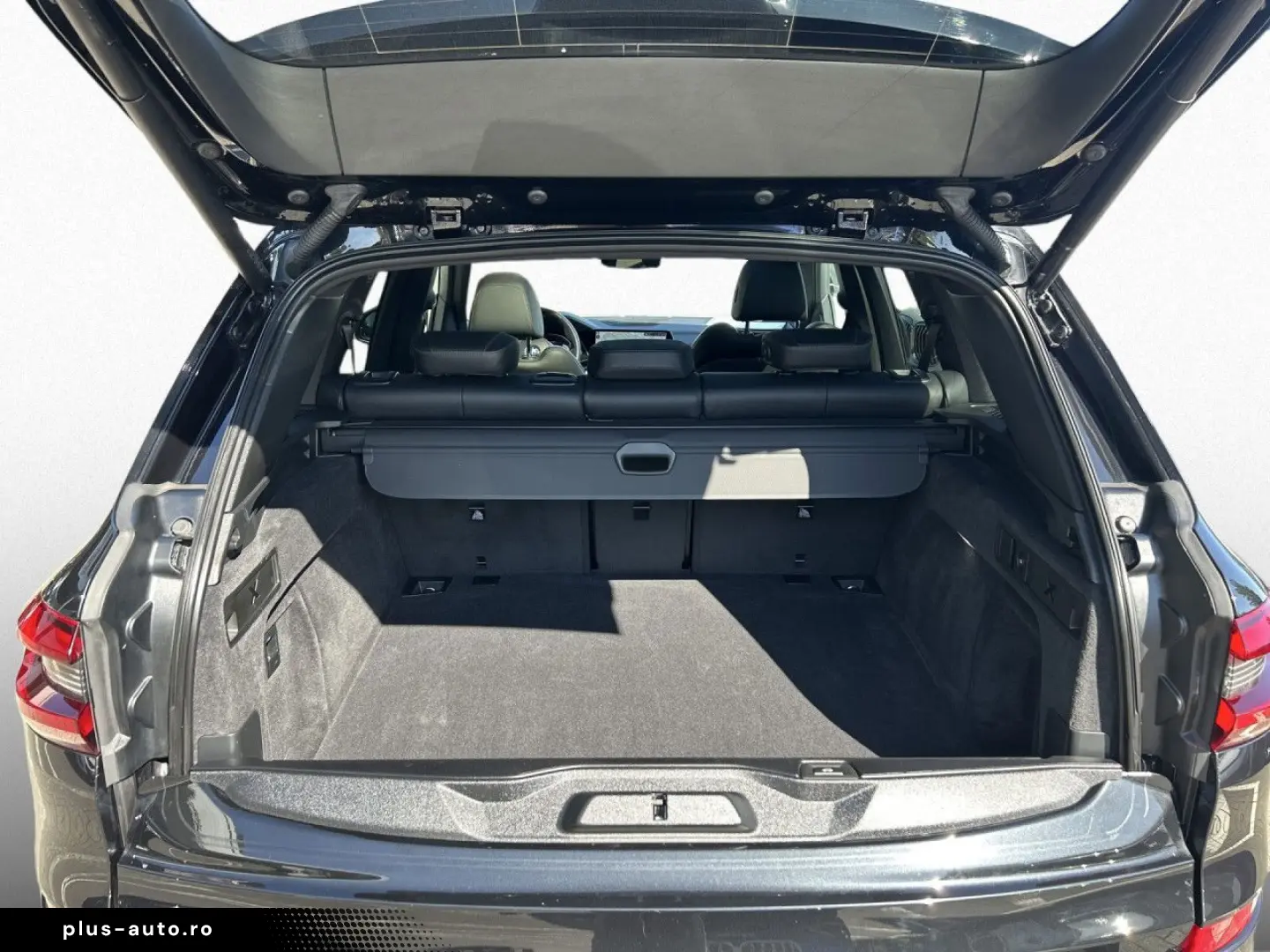 BMW X5 xDrive40d M SPORT Pano DAProf 360  HUD AHK