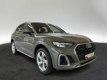 AUDI Q5 S line 40 TDI quattro Matrix Kamera AHK Navi