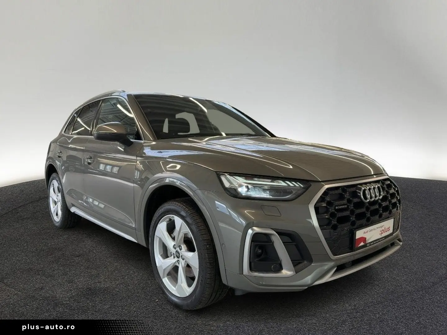 AUDI Q5 S line 40 TDI quattro Matrix Kamera AHK Navi