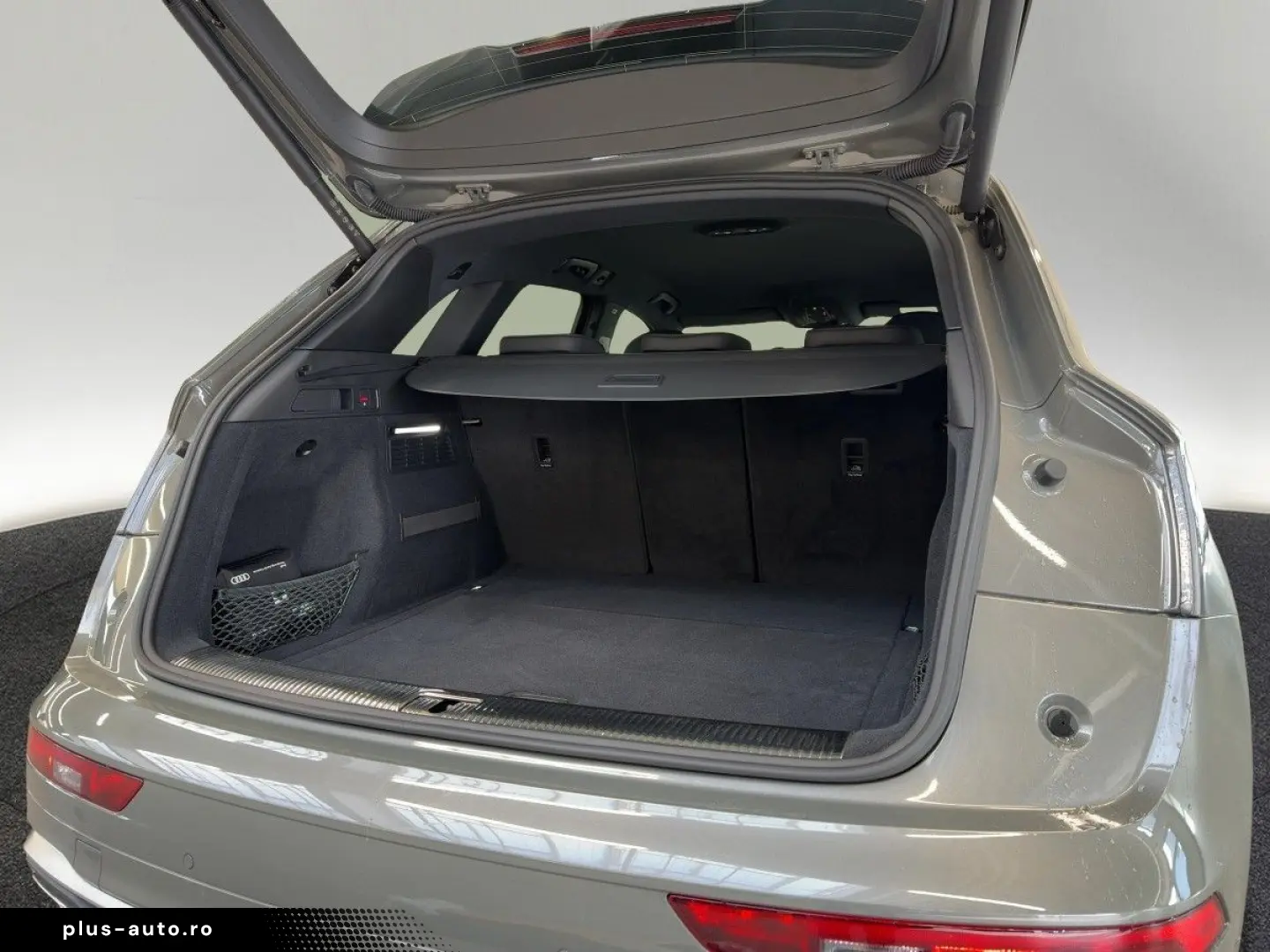 AUDI Q5 S line 40 TDI quattro Matrix Kamera AHK Navi
