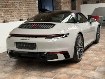 Porsche 992 911 Targa 4 SPORTDESIGN-PAKET-