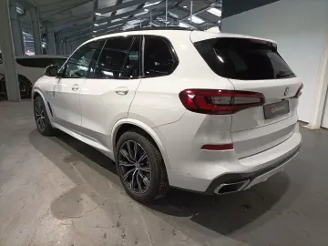 BMW X5 xDrive 30d M Sport LED 360 7-S HuD Pano ACC