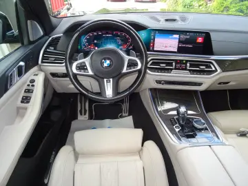 BMW X5 M50i Sonderlack 22  Laser Carbon Diama Bowers