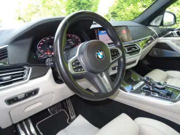BMW X5 M50i Sonderlack 22  Laser Carbon Diama Bowers