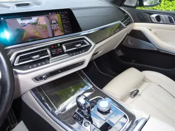 BMW X5 M50i Sonderlack 22  Laser Carbon Diama Bowers