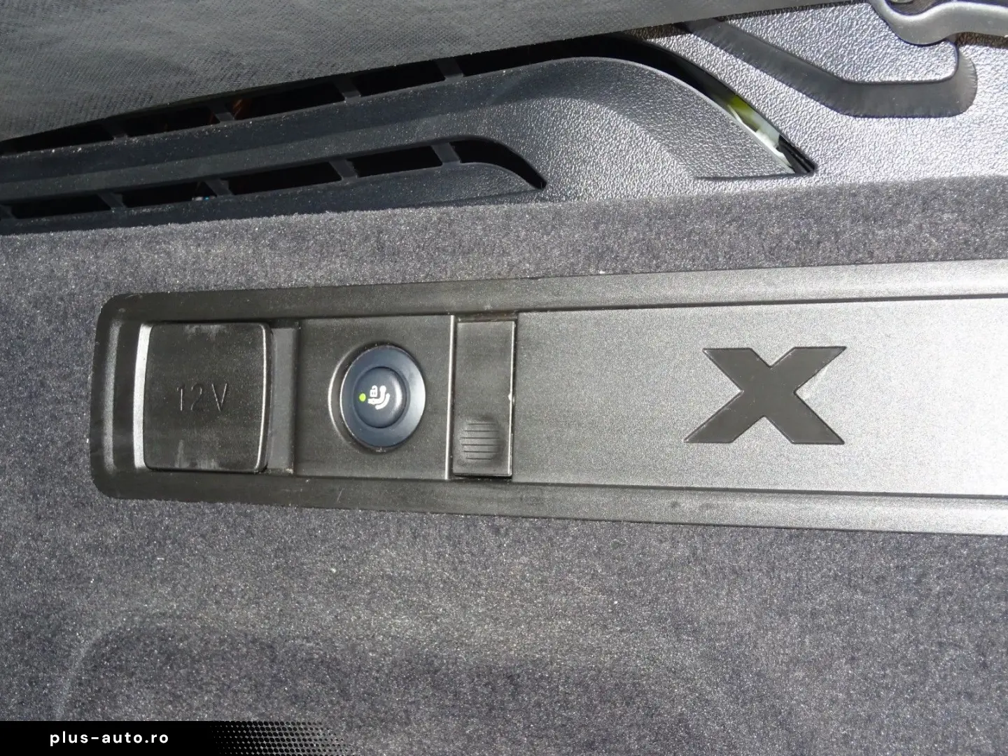 BMW X5 M50i Sonderlack 22  Laser Carbon Diama Bowers
